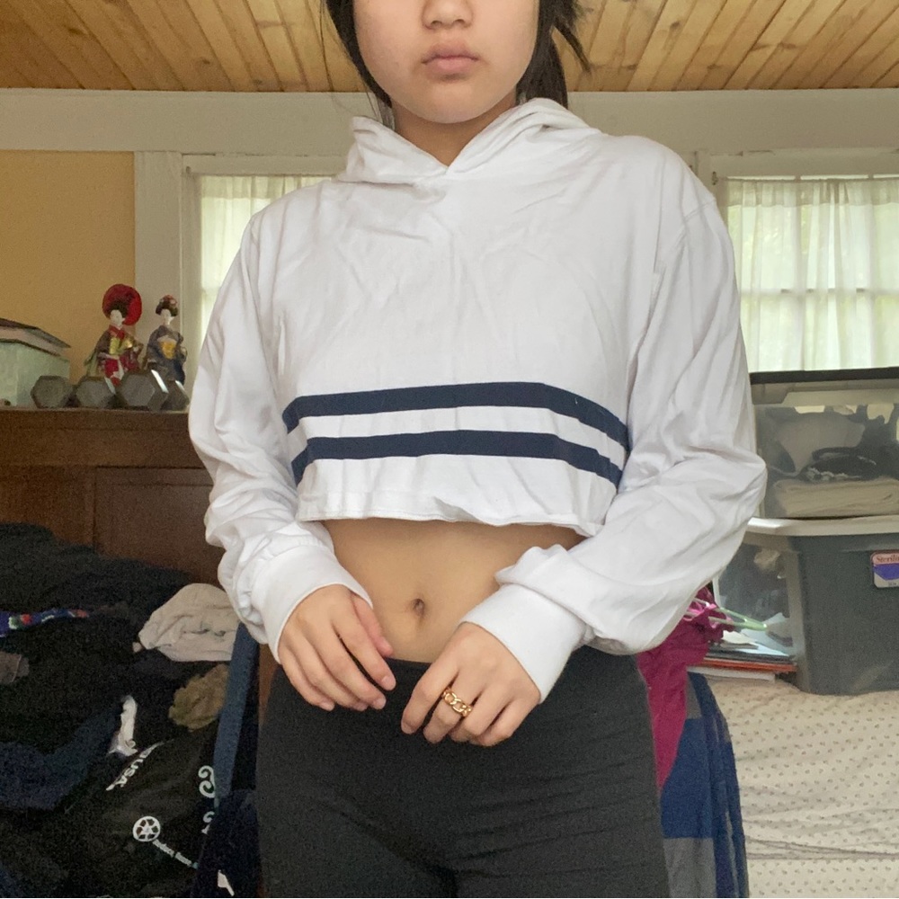 brandy melville crop top
